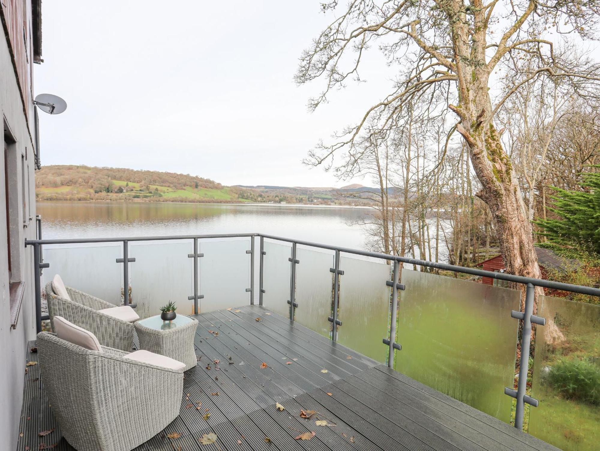 Vyrnwy Lakeside - Bala Lake Exterior photo
